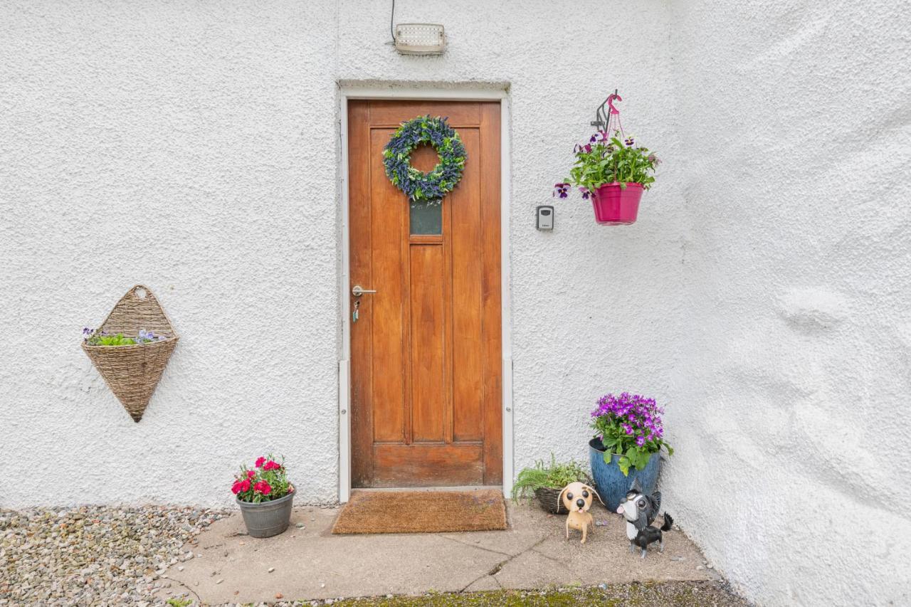 Burrow Cottage Kendal Exterior photo